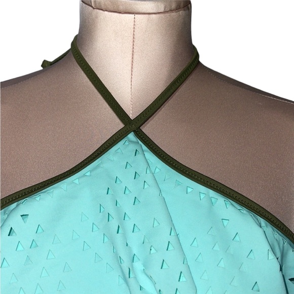 Victoria’s Secret Pink aqua bikini top. Size M. Super cute - Picture 2 of 9